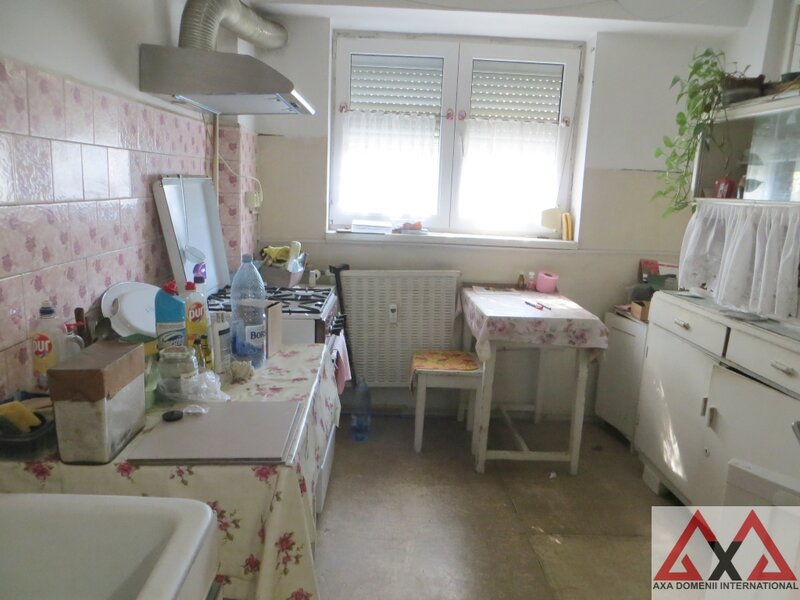 Ion Mihalache, Turda, apartament 2 camere, imobil 1982.